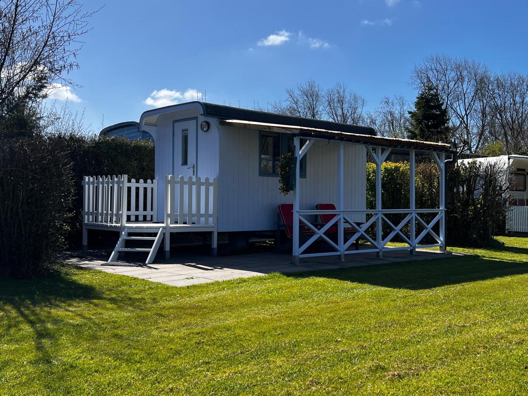 Shepherds Hut Oostvoorne Kültér fotó